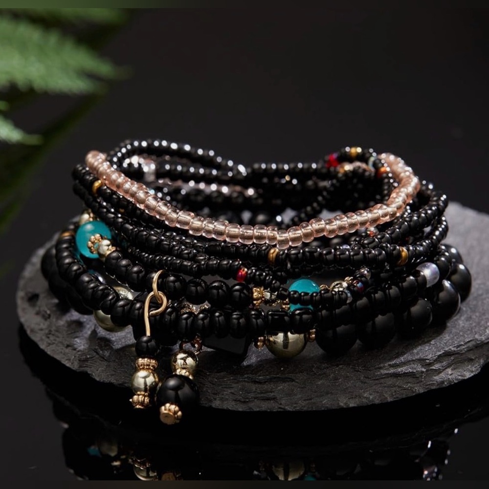 Black & Gold Beaded Bracelet Stack | Boho Summer Jewelry Set - Picture 3 of 7